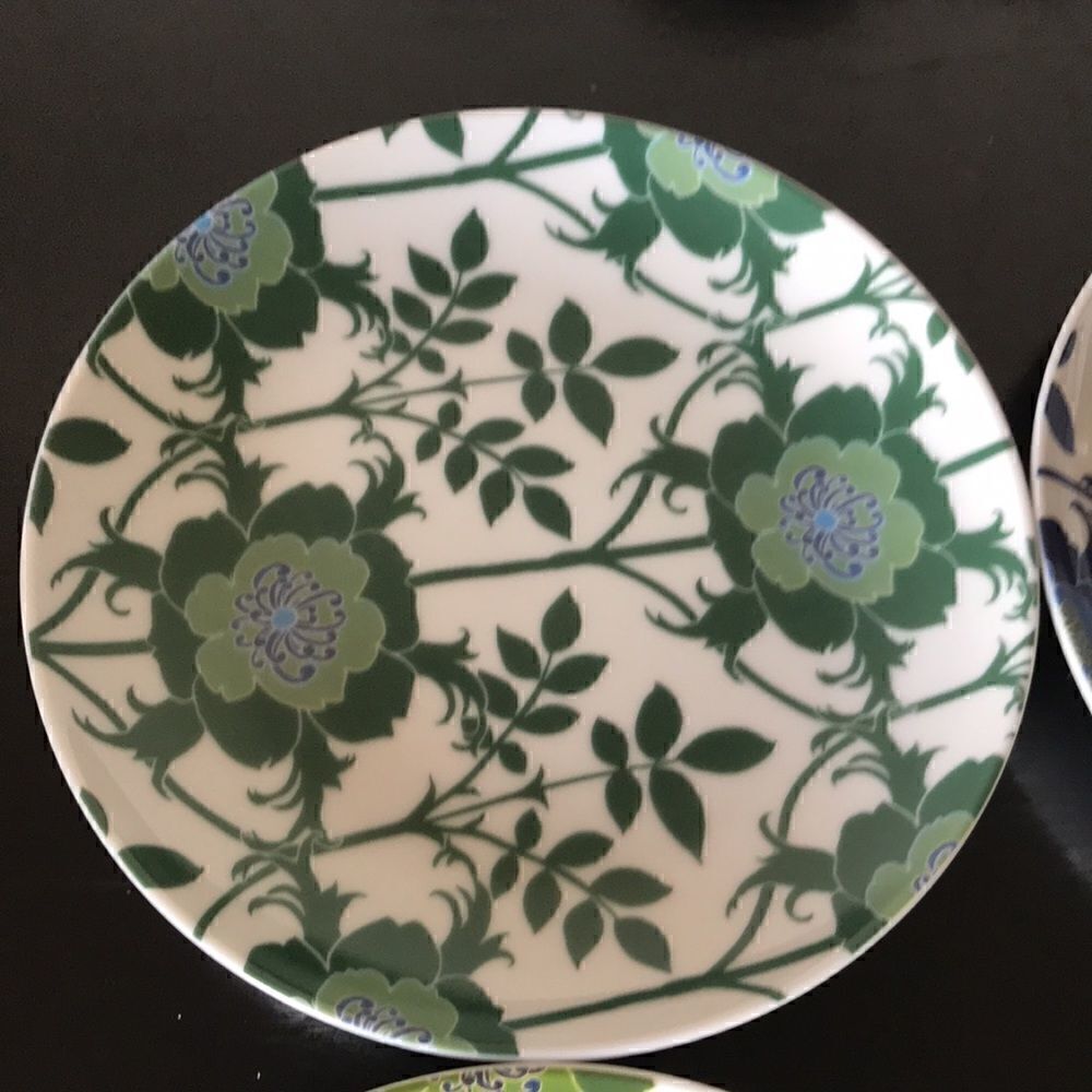 Williams Sonoma Peacock Pavao appetizer plates - Picture 3 of 8